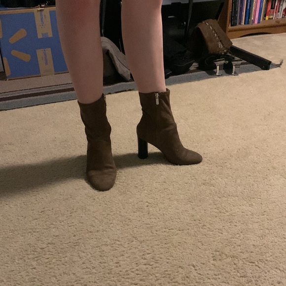 Metaphor heeled brown boots with zipper - Picture 5 of 6